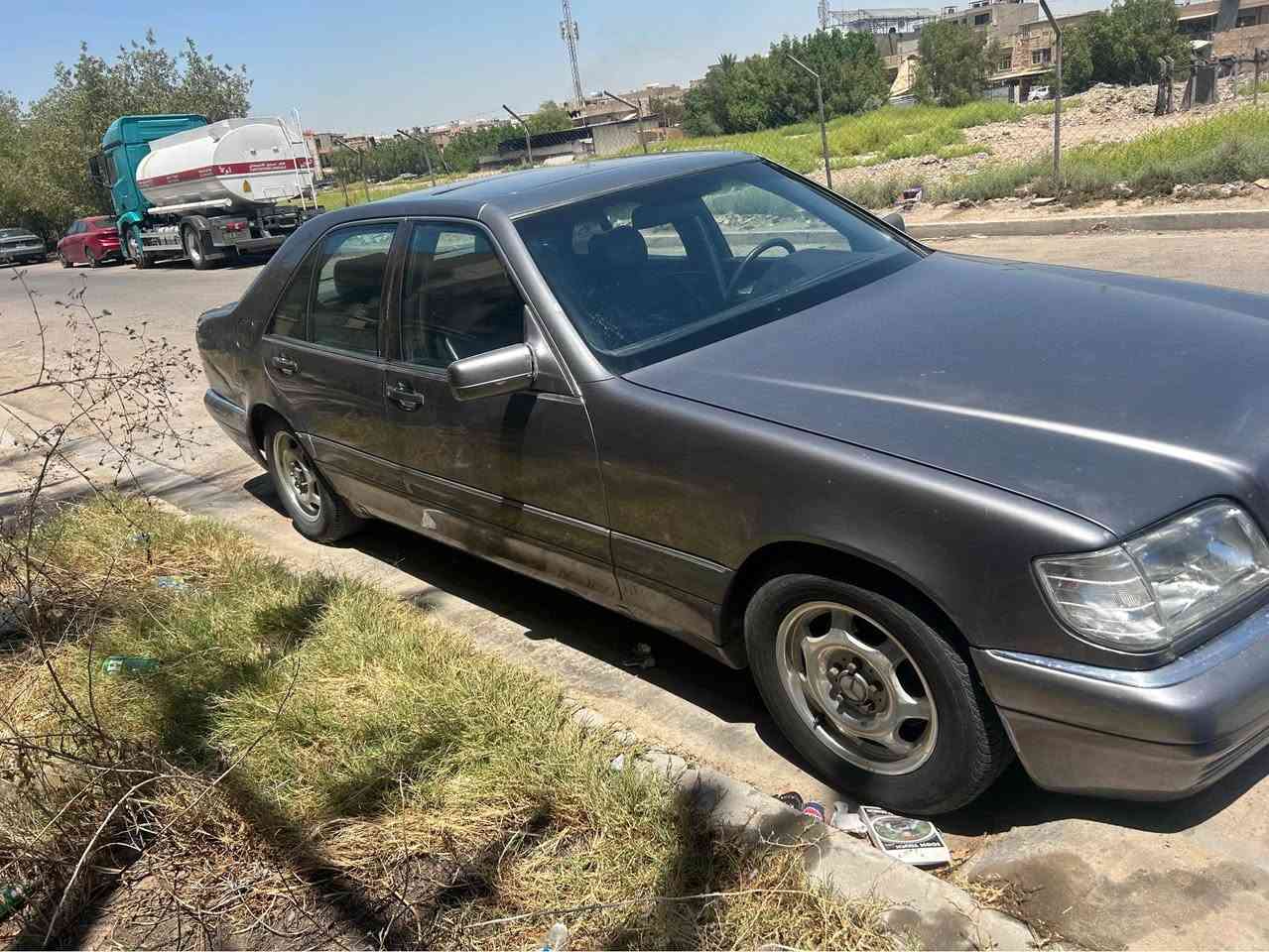 للبيع مارسدس شبح 1995فول مواصفات باب قصير  محرك320 خراطيم جاهزه بدون اي نقص كله مكفوله تبريد ثلج محرك كير كل جديد وارد يابان سلايت روف كشنات جلد وكهرباء شادله منضومه غاز  السعر ٧٠ عنواني بغداد السيدية *********** بغداد, العراق
