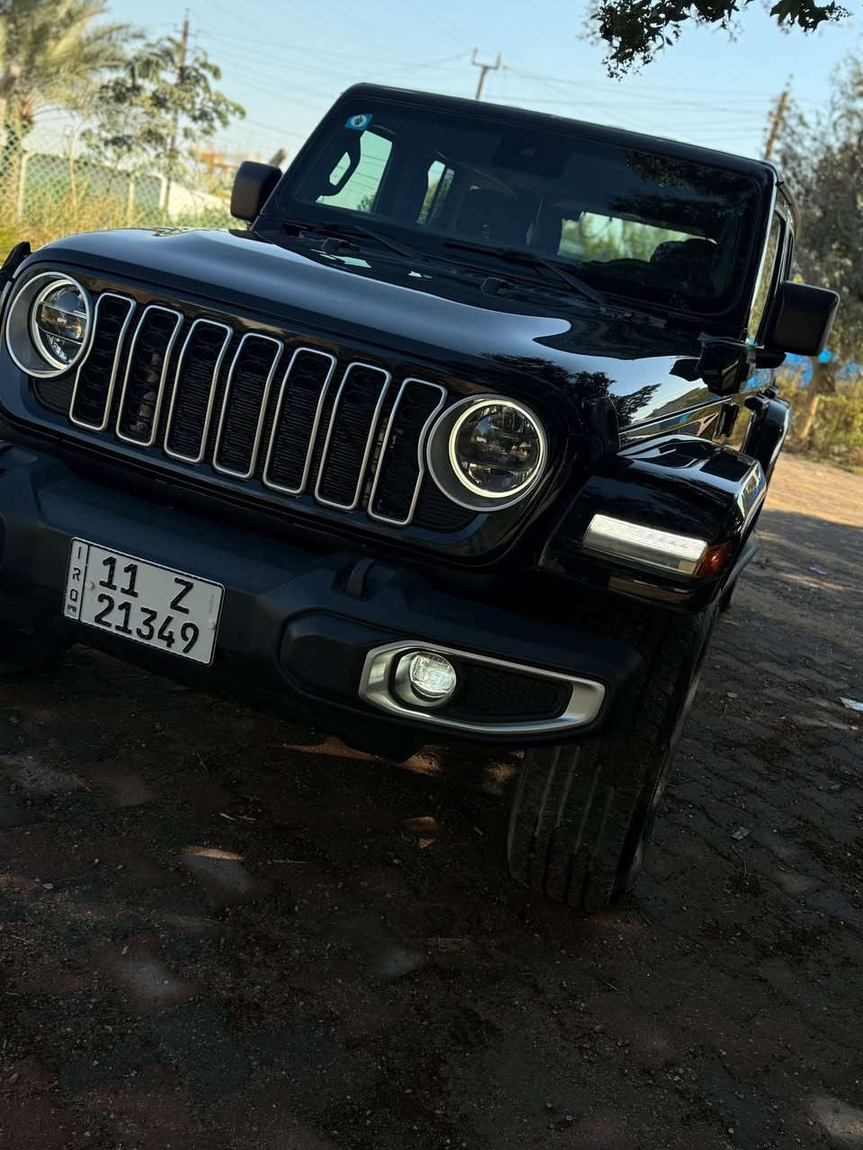 السلام عليكم جيب رانكلر  4Xe 2024  وارد امريكي
السياره مرقمه و جاهزه 

       2024 JEEP WRANGLER, SAHARA 4XE.  2.0L

حجم المكينه : 2000 تيربو + هايبرد + هجين شحن خارجي
المسافه المقطوعه : 16 ميل       
                    
الضرر : بنيد مبدل نفس الون
                       
   الايرباك : دركة استيرن و برده

#المواصفات 
1.قماره تتفصخ صير كشف
2.بصمه 
3.لوكير
4.كشافات 
6.شحن خارجي
7.هيتر بالاستيرن 
8. شاشه
9.هيترات بالكشنات
10.تشغيل عن بعد
11.كشنات مخمن
12هيترات بالكشنات
13. دمام خلفي
 

💰# السعر 317$ وبيه مجال

☎️تفاصيل اكثر هذا رقمي ***********  بيه وات ساب

مكان السياره : بغداد الكراده قرب ساحت الواثق بغداد, العراق
