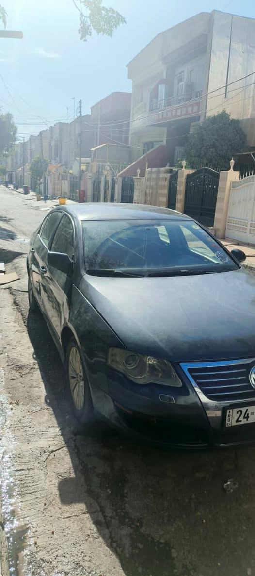 للبيع او مراوسا حسب قناعة حزام بدون دواخل كير مكينه بشرط عليها 4 ورقات تنزل من سعرها مكينه 20 تيربو 
*********** أربيل, العراق
