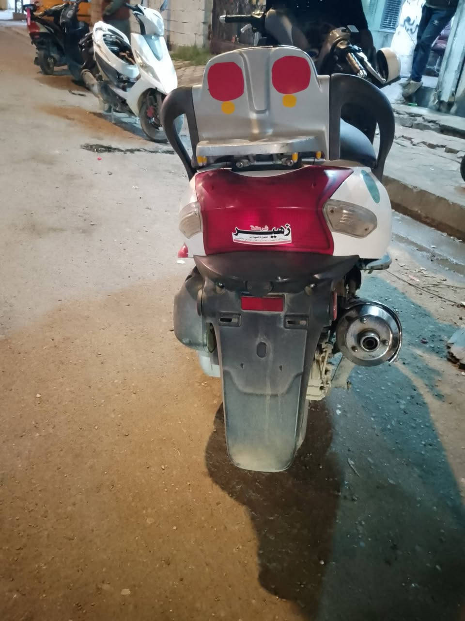 للبيع دراجه كايمكو محرك ربع مسجله رقم عربي شرط اتحويل السعر 9 اوراق وبيه مجال العنوان الرمادي الاسكان القديمه رقم الهاتف ***********
