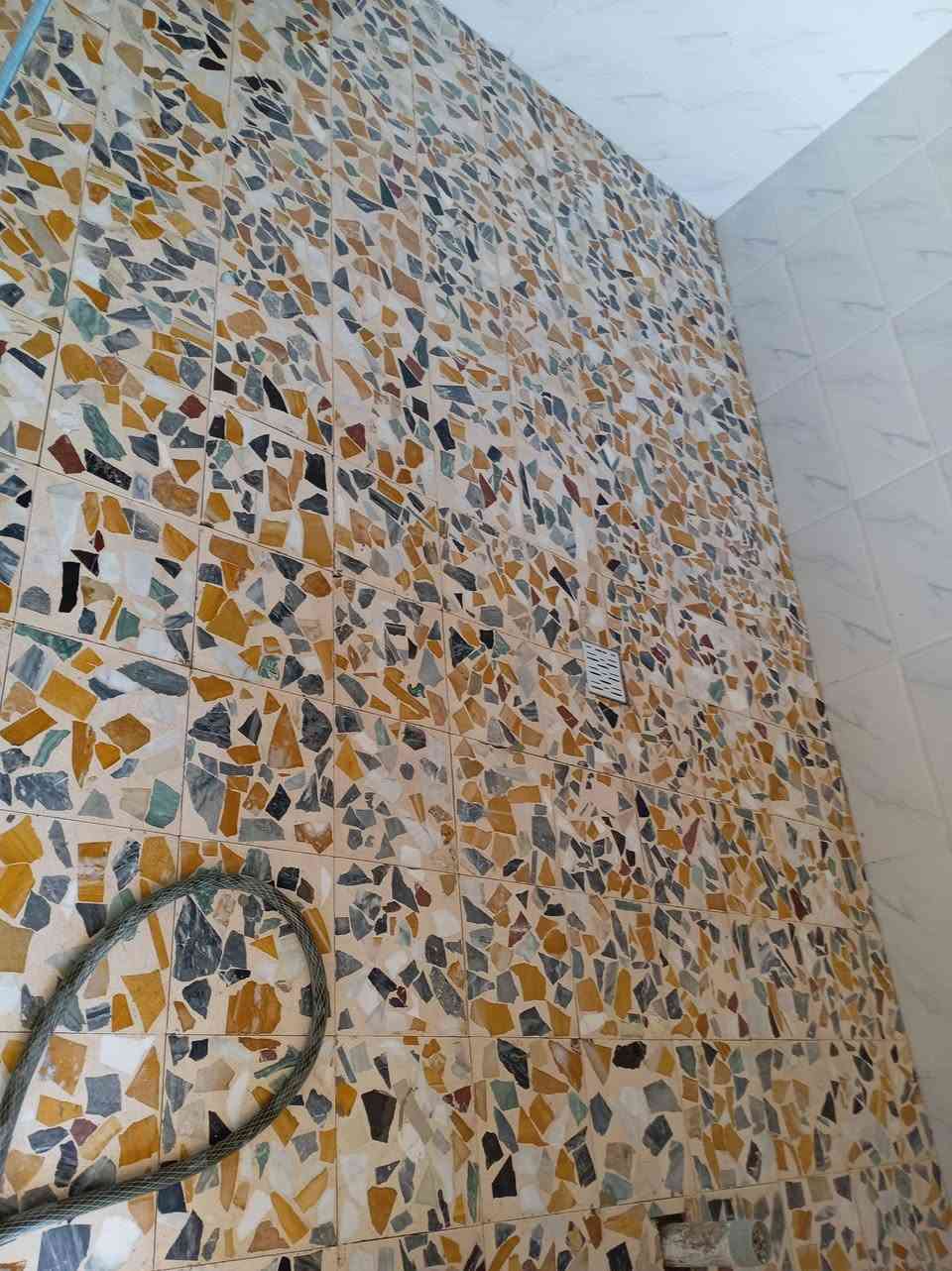 صفاف سرميك بورسلين كاشي بايات ازرات شغل رقم واحد ***********
