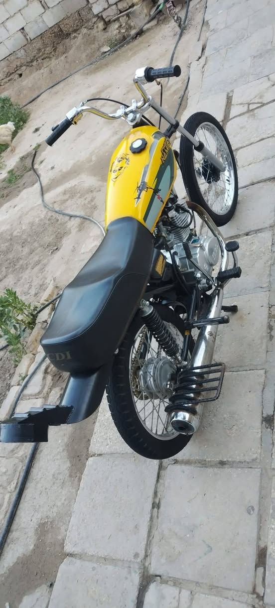 سلام عليكم شباب دراجه سيجي مفتوحه بس والفات الدراجه كلك موديل 22مكان ابو صخير السعر400وبيهه مجال قليل الشراي يجي خاص والمو شراي لا يتعبني


**إذا كنت صاحب هذا الإعلان وتريد حذفه لأي سبب، رجاءا أرسل رسالة إلى الدعم الفني**