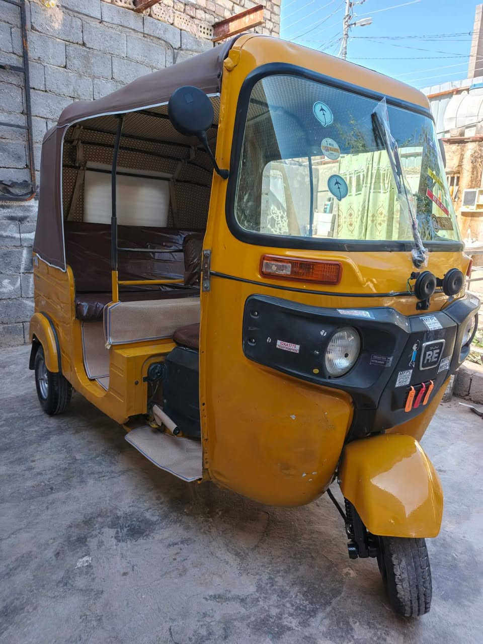 السلام عليكم تكتك بيه بس دواسات مصبوغه وباقي كفاله عامه  للبيع موديل 2019 بشهر ١١ بيه مكينه مال 20   المكان كربلاء ام داخلي اوراق التكتك  سعره 4 و 600  وبيه مجال رجان لا طب خاص ما جاوب ***********
