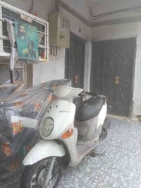 دراجه فله موديل 2009 سعرها مليون و100 بيها مجال حك الجيه تاخذها تفحصها...