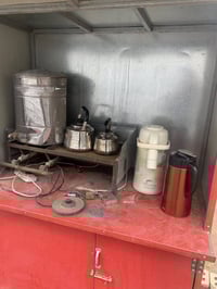 عندي هذني الغراض الي يريدهن يتصل ع رقمي ٠٧٧٤٠٥١٤٥٩٩