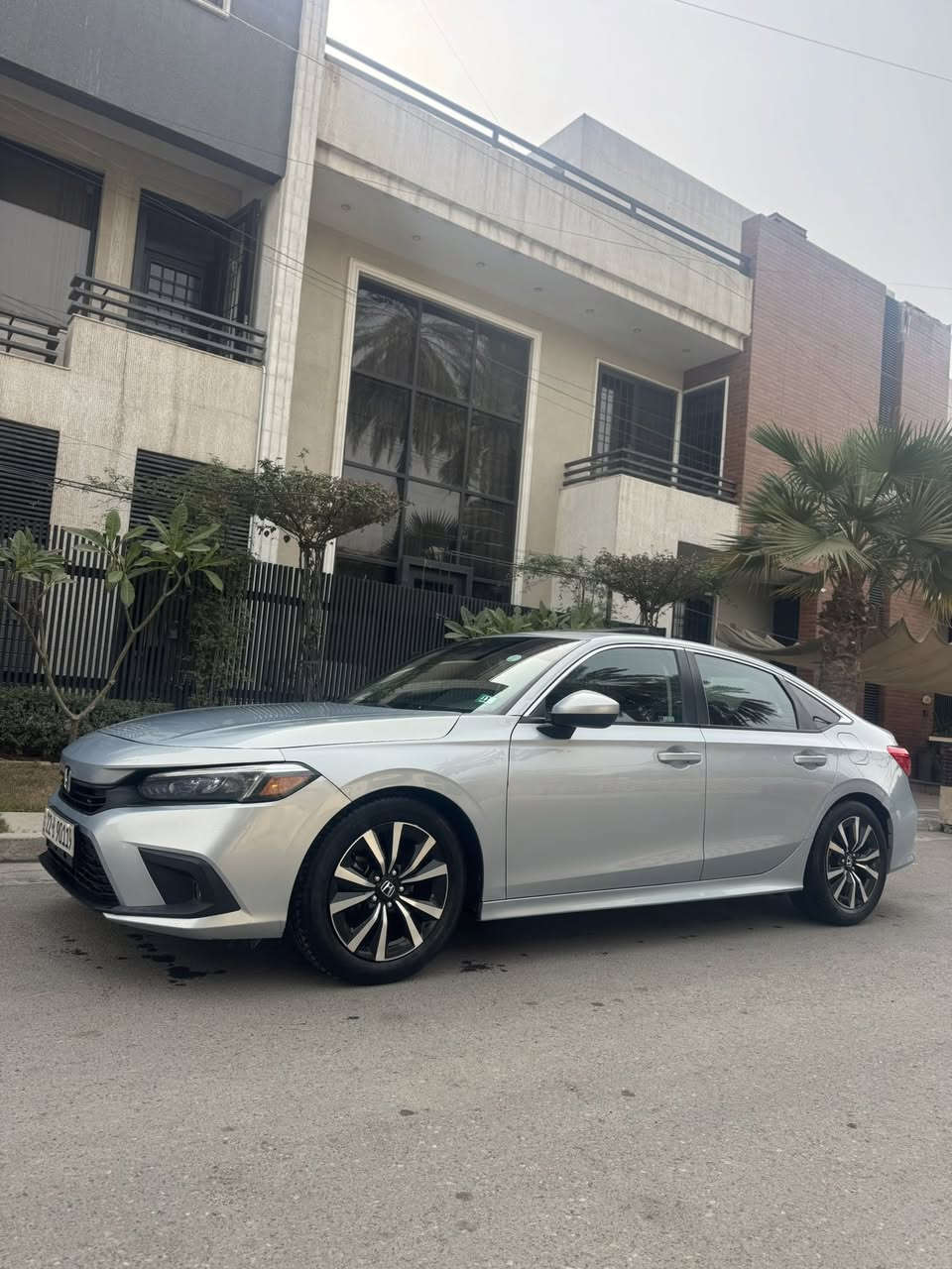 السلام عليكم
هوندا سڤيك 2022 وارد امريكي 

السيارة حادث فقط بنيد صبغ وجاملغ بارد 

ماشية 67 الف كيلو 

السيارة فول 1/1 فتحة بصمة 

رقم اربيل تحويل مباشر راعيهة من بغداد 

السيارة جديدة بمعنى الكلمة واحلى من الصور 

مكاني بغداد حي العدل الكرخ 

السعر 138 وبيهة مجال بسيط وماكو بهل السعر 

***********
