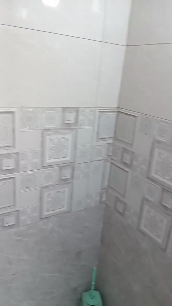 بيت للبيع ١٥٠م تقاطع النهروان قريه ٨ خدمات ماء ٢٤ ساعه تبليط سحب نت ضوئي منطقه هدوء بناء طابوك سند ٢٥ ت *********** السعر ٦٥ قريبه على التقاطع
