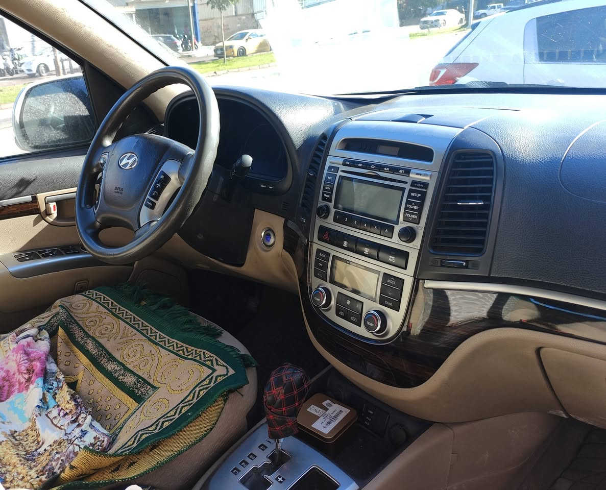 سنتافيا ابيض 2011 خليجي فول 13200 $
