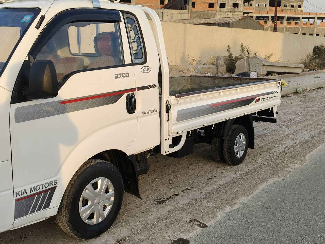 يا الله السلام عليكم كيا بنجو للبيع 2015 رقم ديالى جديد 
حداديه تخم تاير باتري جديد كهربائيات كلها شغاله 
تدفئه تبريد لا ضربه ولا كص شاص مكفول مكان بغداد العبيدي 
رقم الهاتف اسيا ***********#***********
