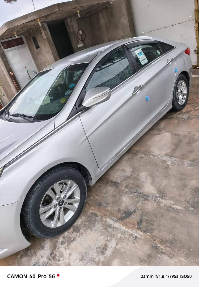 سلام عليكم سوناتا مديد 12 تخم تاير حداديه جديده مكان بصره  ‏‪***********‬‏
