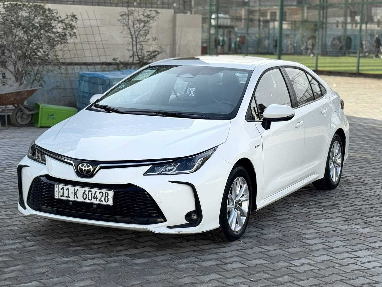 السلام عليكم . كورلا موديل 2025 هايبرد كفالة عامة من كلشي ماشية 9000 فقط فول مواصفات بصمة سلايت داخل جلد رادار السعر 157 وبيهة مجال بسيط مكاني بغداد العامرية ***********
