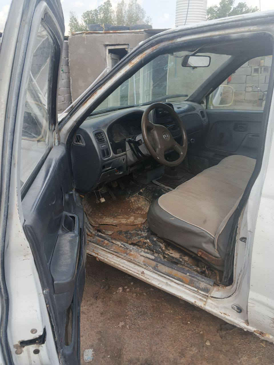 سلام عليكم بيك اب نسان مديل 2002 رقم بغداد مكانسيارةالناصريةمركز سعر 33 رقم الهاتف ***********
