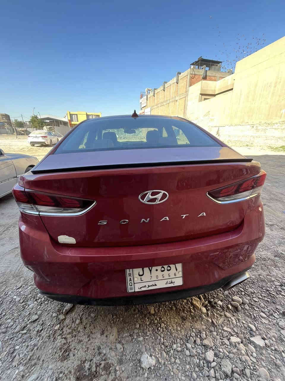 السلام عليكم 
سونتا 2019 
محرك / 2400 جي دي 
مواصفات / شاشه / بصمة /تبريد قطعتين /تدفئة كشنات /تدفئة
 ستيرن / كشن سايق كهربائي / رادار جانبي / شحن لاسلكي /
العنوان /بغداد الخطيب 
رقم الهاتف /***********
السعر 122 وبيها مجال /  المكينه مفتوحه "
