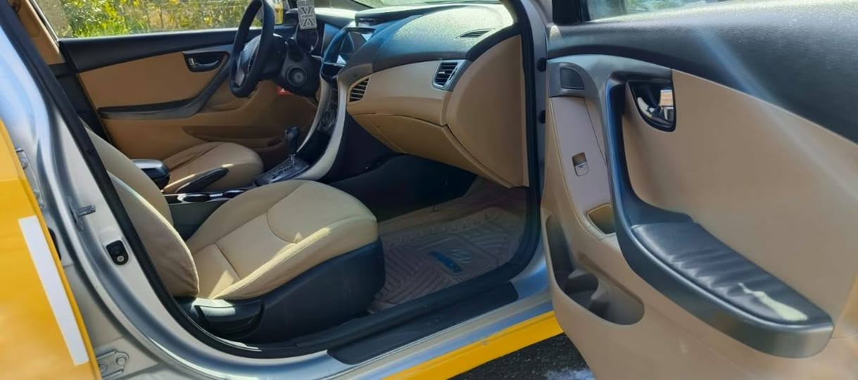 سلام عليكم
للبيع النتره موديل 2014
خليجي مكفول من ضربه 
سيارة جاهز مكينة كير صدر تخم تاير 
مكينة دوش 1800
شراي يتصل ***********
