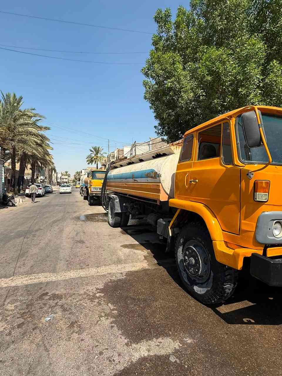 تنكر هينو للبيع  حمولة 15الف مكينه كير شاصي مكفولة تانكي مغلون سنوية رقم إنكليزي  موديل 82 
مكان شعلة اي استفسار اتصل علة الرقم لا تراسلني اتصل عل رقم 
***********
