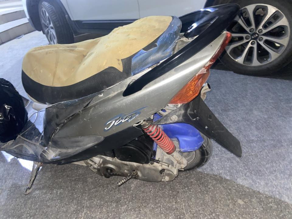 ماكس منغولي جاهزه شغاله نكره ماكو تاخيره بالتشغيل شلعه ومعدل حلو تخم تايرات جدد شوته جديده مابيها نقص فقط سايق السعر 300 وبيها مجال عنوان سماوه حي النفط


**إذا كنت صاحب هذا الإعلان وتريد حذفه لأي سبب، رجاءا أرسل رسالة إلى الدعم الفني**