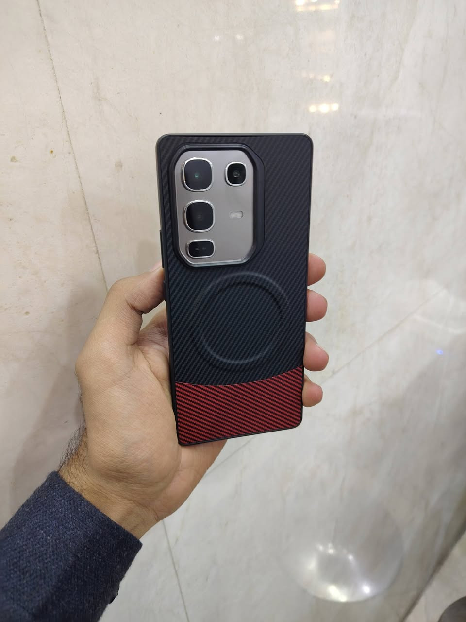 سلام عليكم انفنكس نوت 50 برو ذاكره 256 عشوائيه 12+12  جهاز جديد استخدام اقل اسبوع. شخط مابي كل ملحقاته كامله سعر 250الاف.  مكاني بغداد منطقه كراده رقمي ***********
