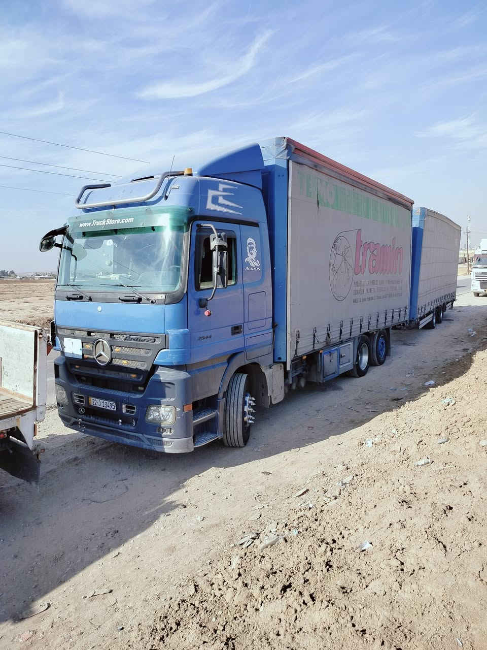 لبيع 2006فول عادي ستفسار عل رقم ***********
