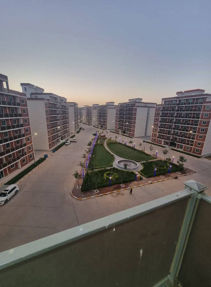 � شقة للإيجار – مجمع إيادي الكاظمية السكني – بغداد قريبة على بوابة الكاظمية
📍 الموقع: مجمع إيادي الكاظمية السكني، بغداد
📏 المساحة: 145 م²
🛏 عدد الغرف: 2 غرف + صالة + مطبخ + 2 حمّامين
🏢 الطابق: ثالث
💰 الإيجار السنوي: 650,000 دينار عراقي

📞 للاستفسار والتواصل:
📱 0771 158 8522

#للإيجار #شقق_للإيجار #عقارات_بغداد #بغداد #الكاظمية #مجمعات_سكنية #سكن_راقي #فرصة_سكن #موظفين #اطباء #مهندسين #تجار #شركات #عوائل #استقرار #استثمار #عقار_العراق #شقق_بغداد #ايادي_الكاظمية #سكن_مميز #iraq #baghdad #kurdistan #iraqi #properties #property #investment
#propertyinvestment #luxurylifestyle #apartment #
