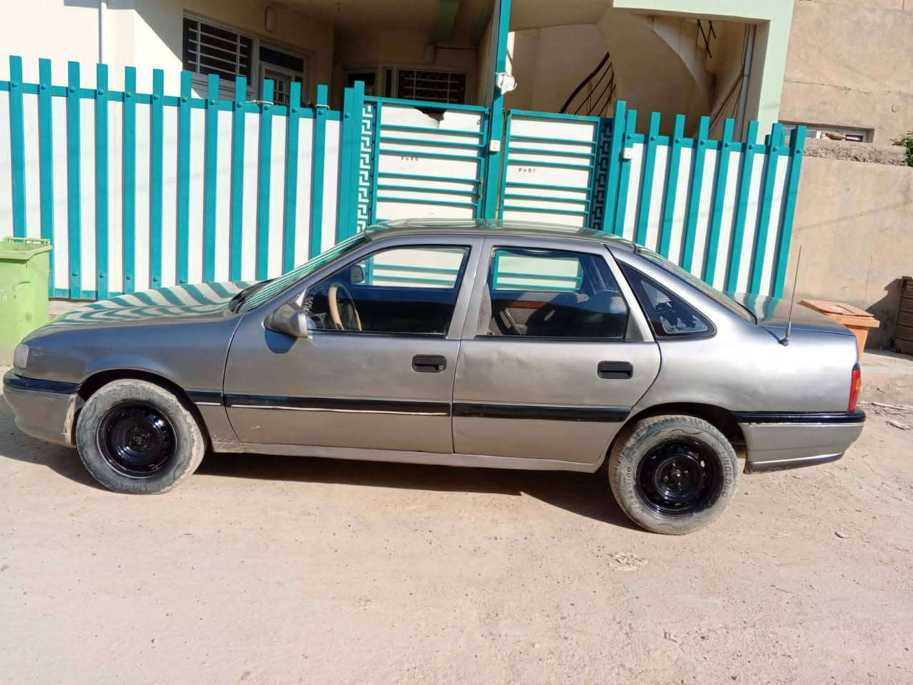 فكتره مديل ٩١ محرك ١٦ سياره عايزها ترتيب فقط محرك كير شرط سياره حلوه بس بيها ملاحضات سعر ٣٠ وبيها مجال ***********
