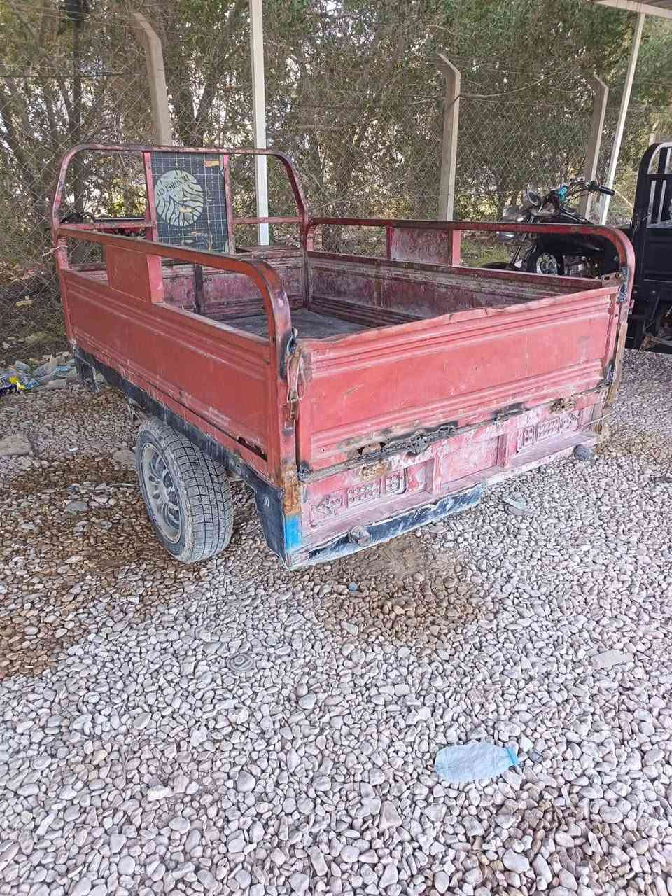 السلام عليكم ستوته للبيع سعر 500 كلك مكان نجف بيها لحيم ***********
