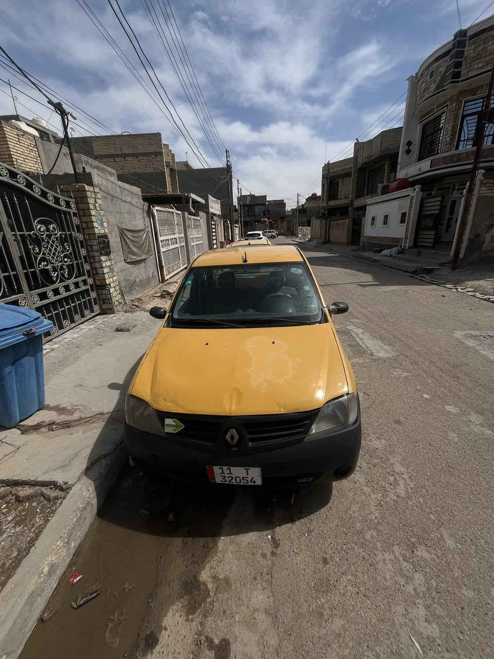 رينو لوكان محور كير ومكينه كورلا بيكاجو ما بيها اي نقص ولبيها موضح بل صور سعرها 28 وبيها مجال بغداد المحموديه ***********
