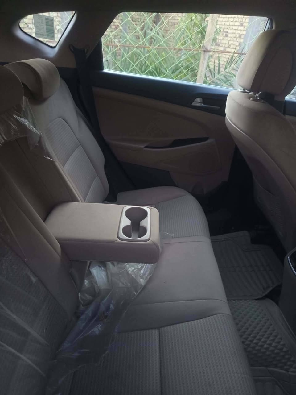 السلام عليكم توسان خليجي كفاله عامه جديده السياره 
ماشيه 73 حقيقي المكان بابل الاتصال عل رقم ***********
