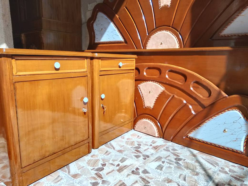 السلام عليكم غرفه نوم للبيع 4باب طابقين داخل خارج صاج نقش صاج چتف جاوي ضهر چرچوبه صبغ+قفل+يده كله جديد أي ضرر مابيه+التخته قطعتين 8رجلين الشراي يتصل على الرقم *********** السعر أخو البلاش فقط 780ويوجد توصيل داخل النجف الاشرف ويوجد كادر متخصص لفتح وتنصيب الغرف العراقيه ملاحظة اخوان الغرفه دك ملاچ مو سوكيه @إشارة النجف, العراق
