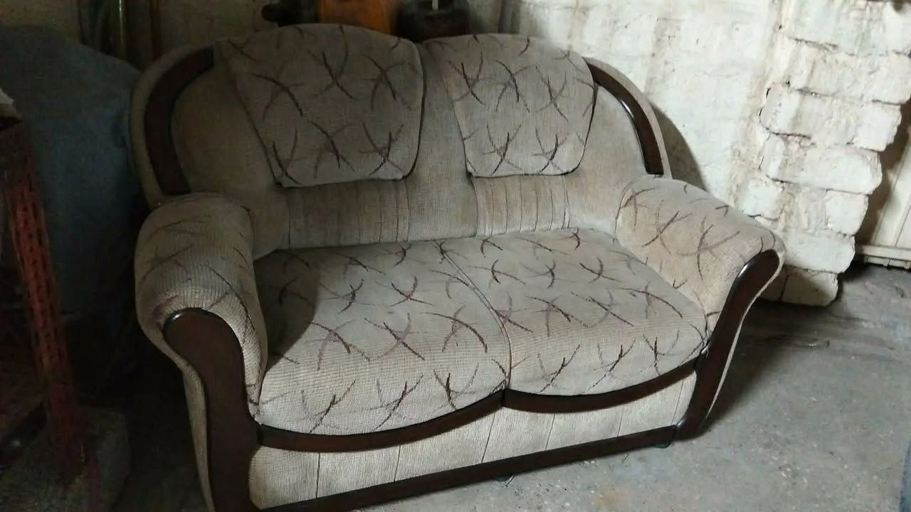 طخم 5 قطع خشب ثقيل 
  سعرو 125 وبينو مجال بسيط
شقق الخضراء


**إذا كنت صاحب هذا الإعلان وتريد حذفه لأي سبب، رجاءا أرسل رسالة إلى الدعم الفني**