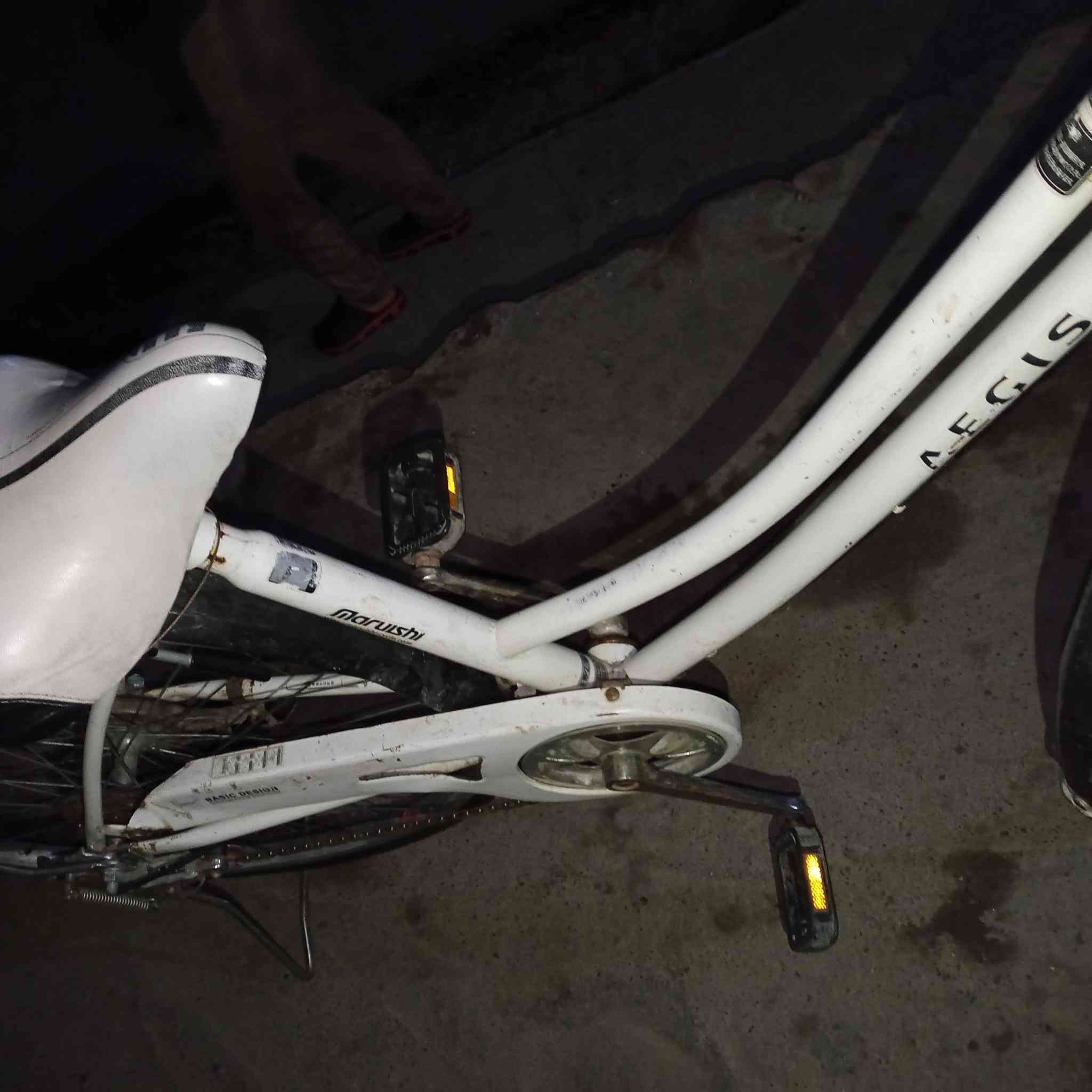 السلام عليكم بايسكل للبيع الحجم 27 الرقم الهاتف‏‪***********‬‏
