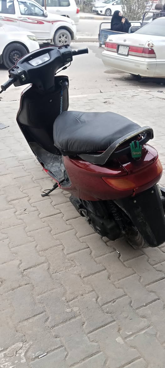 فراشه للبيع نكره سلف من اول هندر حتى الصبح ما تتاخر بالتشغيل دراجه نضيفه منزله رمبه قبل 5 اشهر ما معوزه برغي مبدل ولفات شرط تاخذها عل فحص  السعر 375وبيها مجال 
الديوانية جمهوري قرب كراج التحدي *********** والخاص مفتوح وبالخدمه
