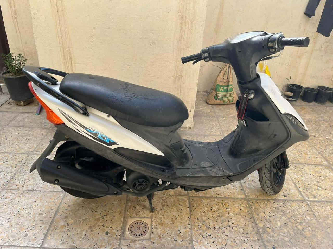 ماكس عدلة نضيفه وحلوه شراي يتصل ***********مكاني الكاظميه سعر ٤٥٠ وبيها مجال الله شاهد تجي مكينه مامفتوحه فقط امبداله سلف شلعه ومعدل خيالي شراي يتصل حبايب
