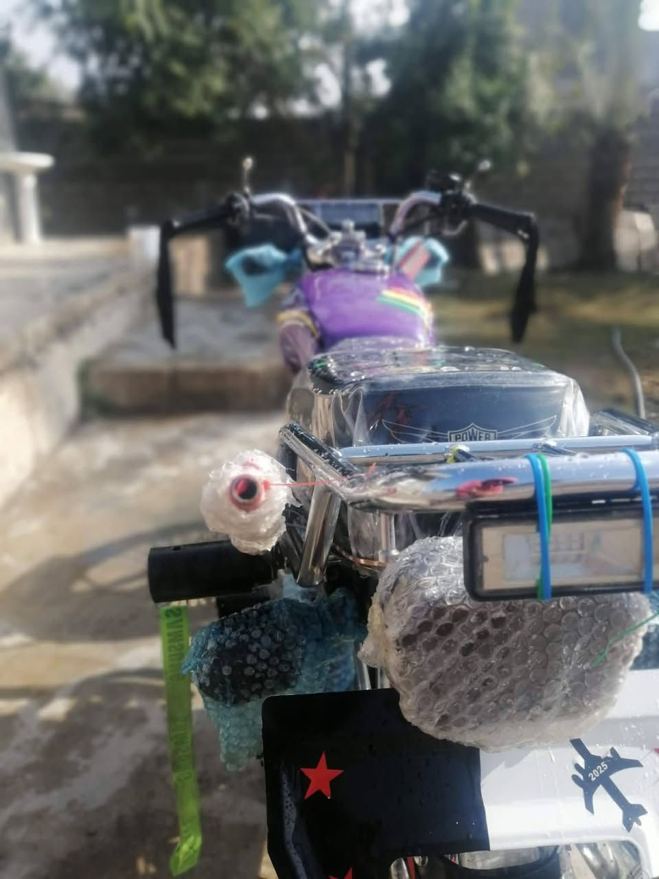 السلام عليكم تايكر خمسه كير 2025.   للبيع المكان قضا بلد الاتصال ***********. السعر 750 وبي مجال بسيط
