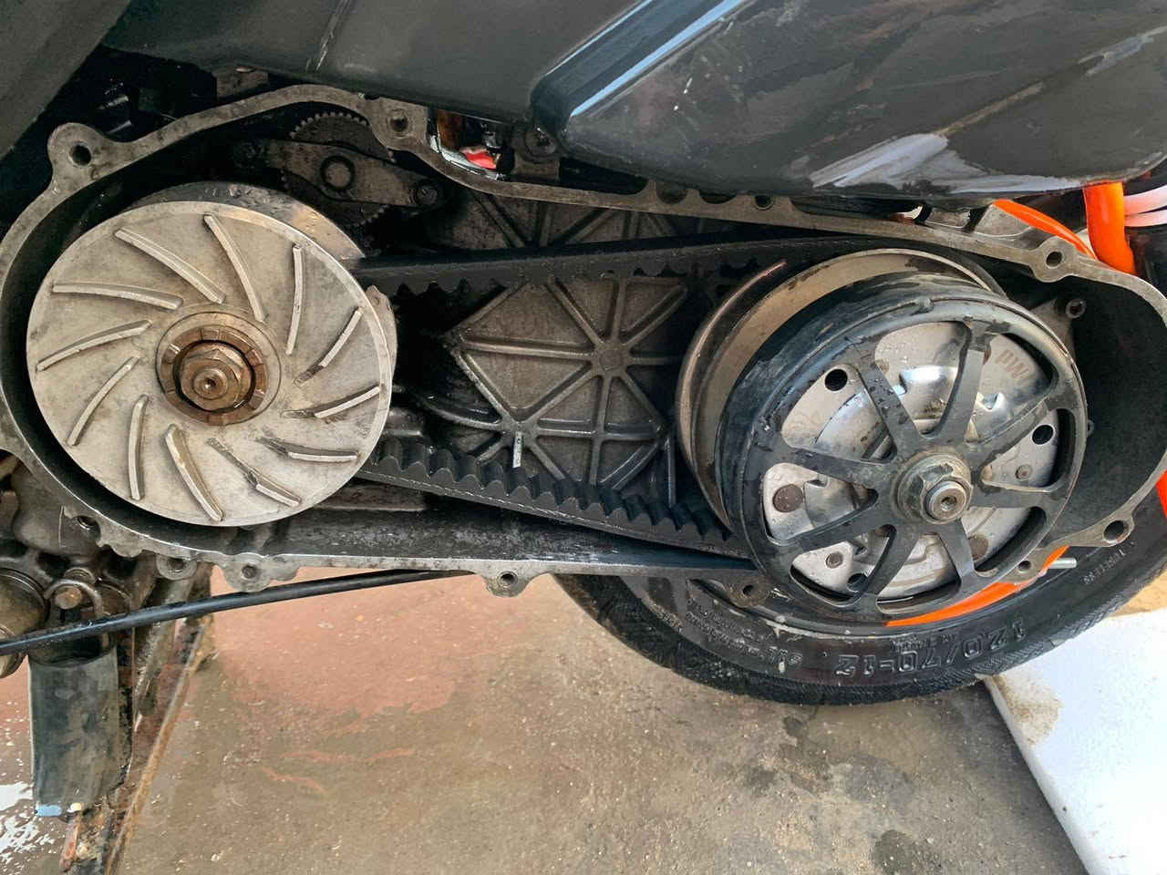 السلام عليكم سكنس فحل نوزل طلاعات
كهربائيات كلللهة شغال 
صالنصة بوري عدل 
كلجات رياضي امامي خلفي اصلي هاون 
صدر مشمشي اصلي وفج وصينية بربمو 
قطرة اكسل وقاعدة رقم اصليات 
دراجة سعره 750 مكاني بغداد حي اور او مدينة ***********رقمي
