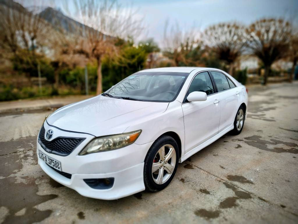 توێتا کامری 2010 ئەمەریکی SE سپی بەفری  فول مواسفات بەس سڵاید نیە  بیلاد سپۆرت  سوکان ڤۆلیۆم تحدید سرعە ABS کوشن کارەبا ئاوێنە کارەبا سوکان پەپولە زۆر مواسفاتی تر .. دووپارچەی بۆیاخە ساردو چاڵو قوپاوی پێوە نیە. زۆر خاوێنە ماڵی دۆستە لەسەر دەقی شەریکە ماوەتەوە  گێڕ مەکینە بەشەرت نەکراوەتەوە بێ عەیب بێ دوکەڵ وبوخار بێ تەقەو ڕەقە سەنەوی تازەیە تا 2028بەشەرتی وەکالەو تەحویل غرامە 
سعری 116گەڵاو مامەڵەیەکی کەم
شوێن دوکانی سیاحی 
ژم ***********
                                            *********** دخان, السليمانية
