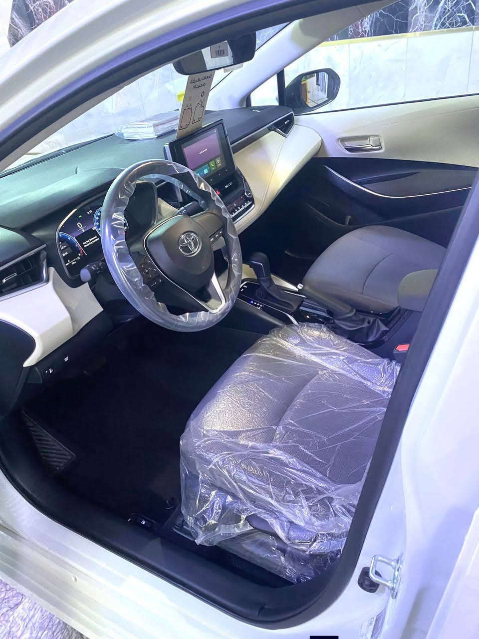 تويتا كورلا ساز ام الضمان اصلية بانزين 2024 زيرو 
صفر كيلو متر مثبتة لوحات بعدها على وضع الشركة 
رقم بغداد الجديد باسمي 
تحويل ثاني يوم 
فوول مواصفات 

ريحة شركة بيها 

رقم صاحب السيارة 
***********
