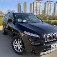 جيب 18 شيروكي لمتدد فول مواصفات مشيه 70 كيلو مو ميل محرك 6 بانوراما ال...