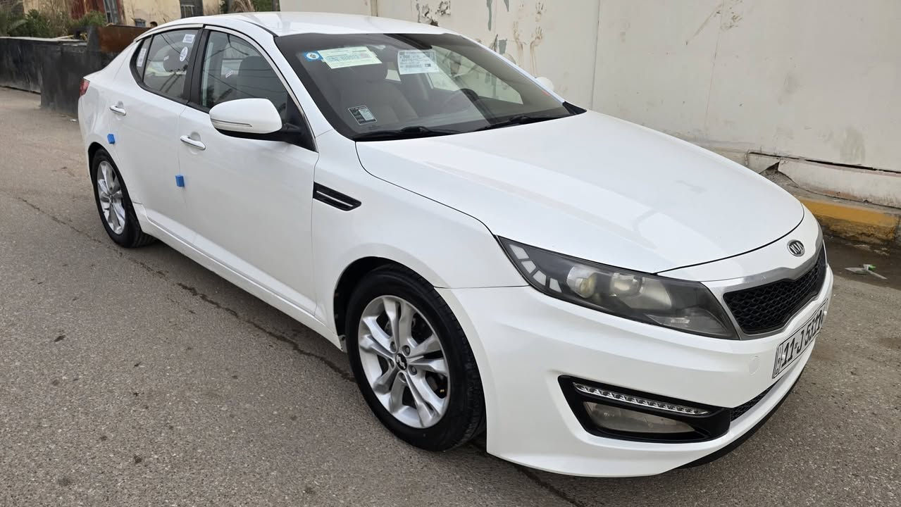 السلام عليكم كيا اوبتيما خليجي موديل ( 2013 ) مكفوله من الضربه والتبديل بيه طخه بين داير والباب الخلفي الجهى اليمنى مع رش الجاملغ الأمامي الأيمن تجميل بدون ضرر داخلي شرط سياره جديده وجاهزه من كلشي محرك 2000 دوش شرط مامفتوح بيه برغي مواصفات السياره شاشه كامره ويل كب بلاجكتور فول تحكم مريات شفط شفتات بالسترين تبريد قطعتين حساس خلفي بك لايت لد يدات نيكل ابلاد مكاني ناصريه مركز للاتصال ( *********** ) السعر ( 123 ) رقم بغداد دولي باسم ولد صديقي تحويل مباشر
