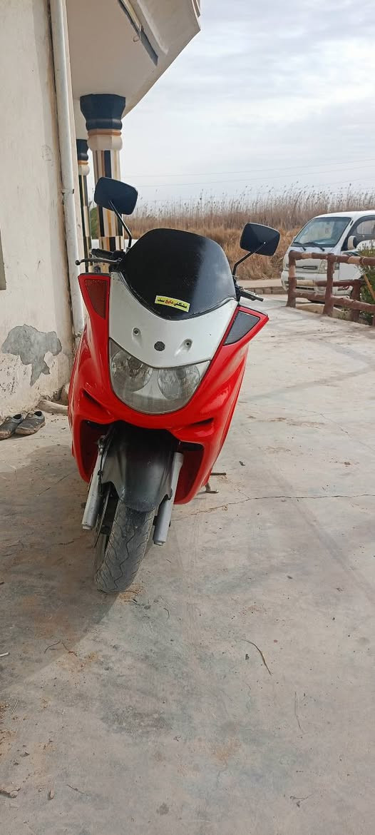 سلام عليكم 
ماجسته دبل رون كله شغال 
اوراق كامله نكره سلف 
باتري جديد السعر 550وبيه مجال  التفاصيل اكثر اتصل
رقم الهاتف *********** بي واتساب
