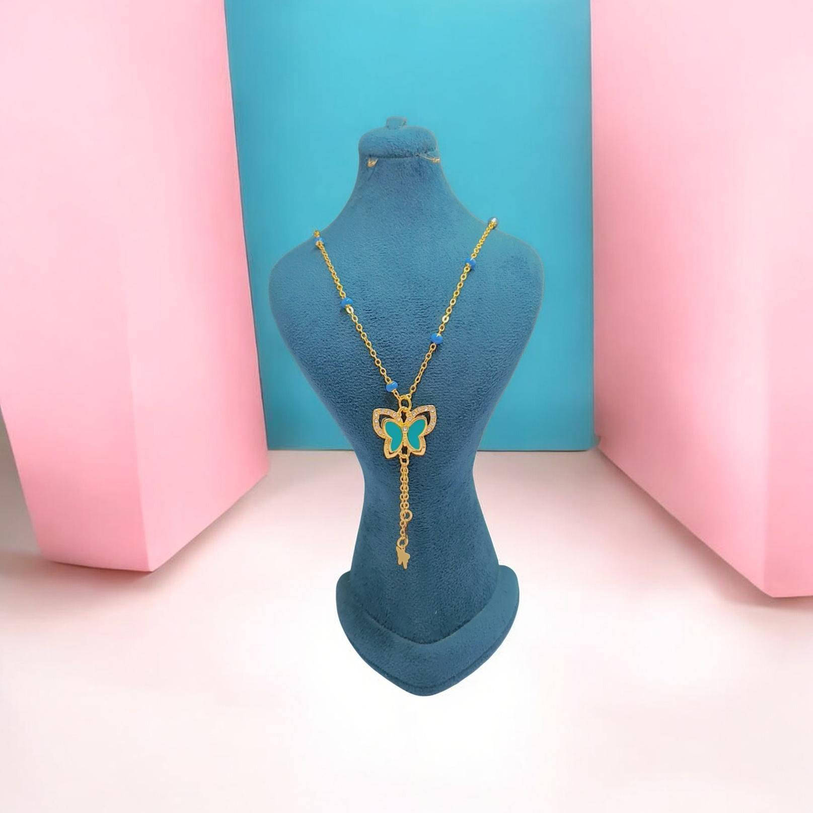 مجموعة
 Pearl Bloom✨
تصميم بسيط وعصري يضفي طابعاً من النعومة
مجموعة مميزة من المجوهرات 
Super master quality ✨

مناسب للاستخدام اليومي مقاوم للمواد العطرية 
خدمة التوصيل لجميع محافظات العراق 
للاستفسار اكثر التواصل دايركت 
#اكسسوارات #مجوهرات #هدايا #هدايانسائيه #عيد_الحب


**إذا كنت صاحب هذا الإعلان وتريد حذفه لأي سبب، رجاءا أرسل رسالة إلى الدعم الفني**