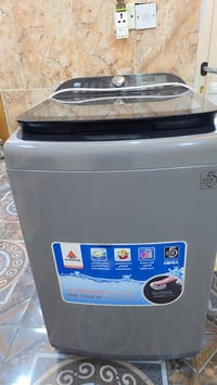 غساله  LGالحافض 16كيلو مستخدمه نضيفه لبيع سعر 250الف وبيه مجال مكاني ب...