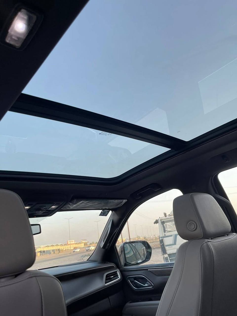 تاهو 2022 lt  خليجي 

مكفولة

محرك 5300المرغوب

السياره فول مواصفات Lt

بنوراما 

كشنات جلد

كشنات تدفئه

كشنات كهرباء حتى الخلفيات 

رادارات امامي خلفي

ثلاجه

تحديد مسار

اوتو 

عدادات شاشه دجتيل رقميه 

نضام صوت bose

شحن لاسلكي

مراة خلفيه تعتيم اوتماتيك

كامرات 360

حساسات امامي خلفي 

رادار تصادم 

تحكم في وضعيات القياده

جنطه كهرباء وحساس 

مري شفط ونقطع عمياء 

ومعروفه موصفات الlt

ماشيه 77 km

السياره مغلفة  ppf بالكامل درجه اولئ 

السيارة باسمي 

خليجي 
رقم بغداد باسمي 
هزه +سنويه جديد ورقم دولي

 

المواصفات
. علامه سوده ضوء القمر 
• رادار 
• ثلاجة
• رادار جانبي امامي وخلفي
• نقطة عمياء
• تحديد مسار
• تنبيه خطوط الشارع عند الانحراف
• كشنات كهرباء
• لايت زينون بلادي
• تشغيل عن بعد
• 4 بصمات + بصمة تشغيل
• فتح ذاتي عن الاقتراب من السيارة
كشنات جلد وتدفئه

السعر 46 الف

مكان السياره بغداد حي الاطباء بلجهاد قرب خدمي شارع المطار للتواصل 
***********
