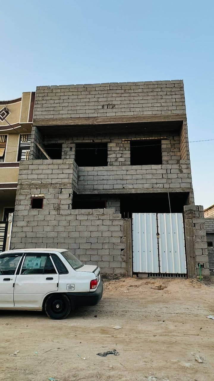 السلام عليكم
(الدر للبيع قرار17) النزال 14الواجه 7  
الشارع 10 متر العرض
العنوان الحولي 100 النزله مال سيد سماعيل اول فرع على اليسره رابع فرع بصف الركن 
،،الخدمات،، ماء،،مجاري،، كهرباء،، للاستفسار ***********
