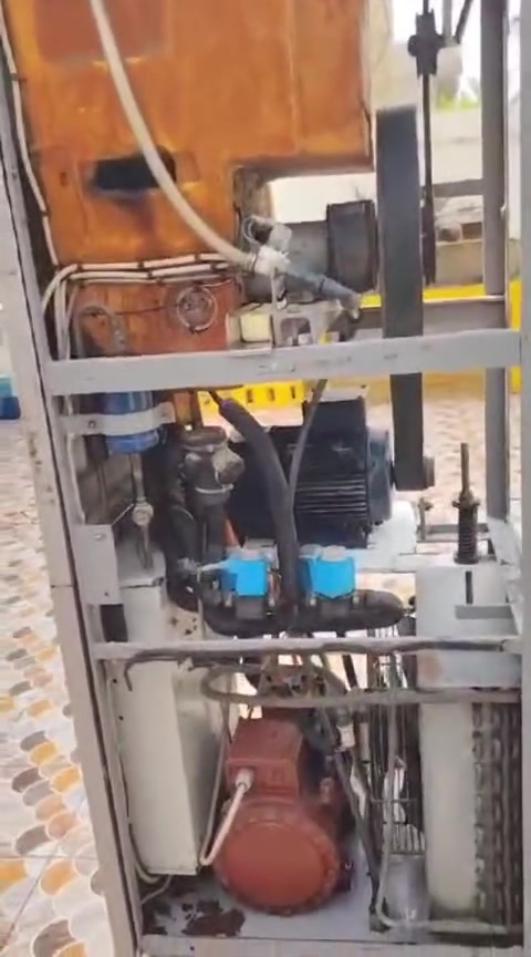 السلام عليكم 
مكينة سوفت موطة للبيع 
نضيفه والسعر خاص


**إذا كنت صاحب هذا الإعلان وتريد حذفه لأي سبب، رجاءا أرسل رسالة إلى الدعم الفني**