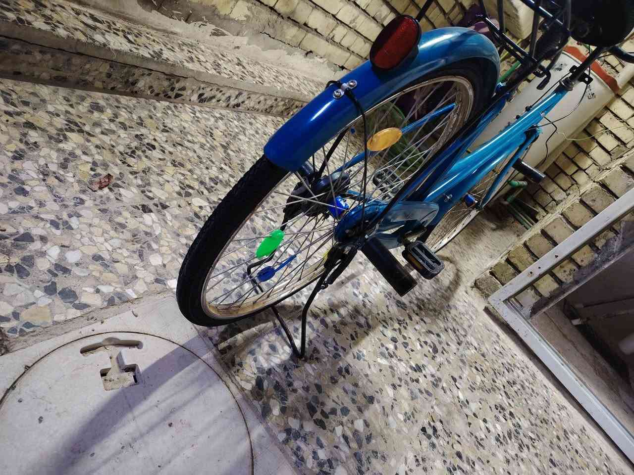 السلام عليكم باسكن للبيع بنات حجم 26 2018 البايسكل نظيف للبيع السعر 75 المكان بغداد البلديات الشراي يتصل على هذا الرقم ***********
