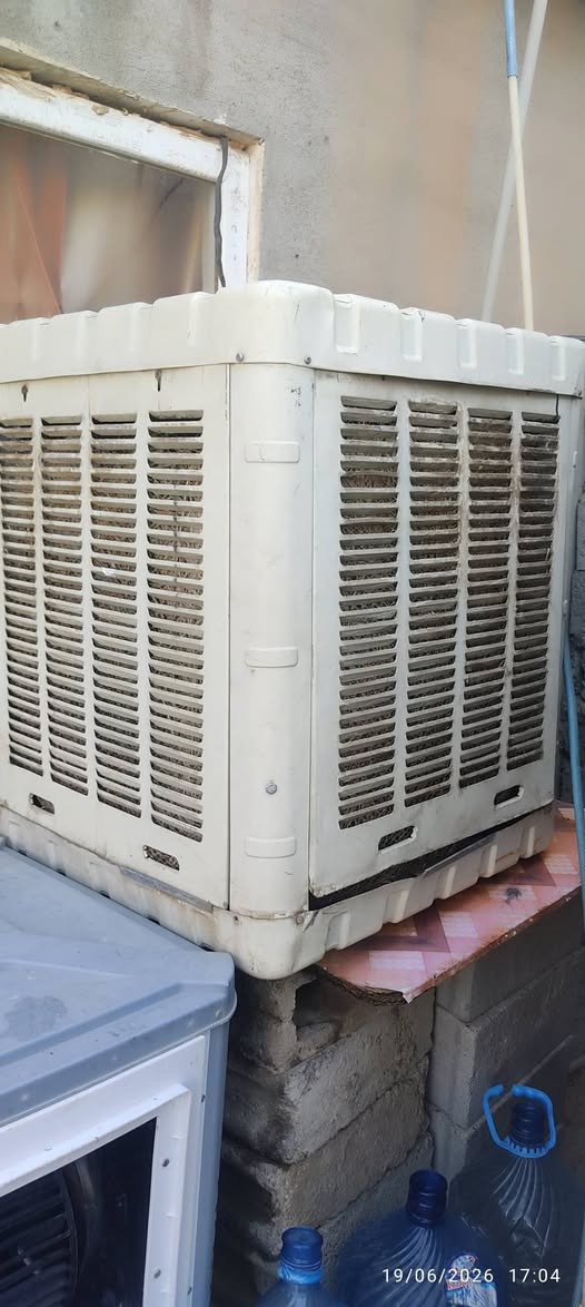 مبرده للبيع هواء فول اي نقص مابيه سعر 70  وبيه مجال  رقم هاتف ***********
