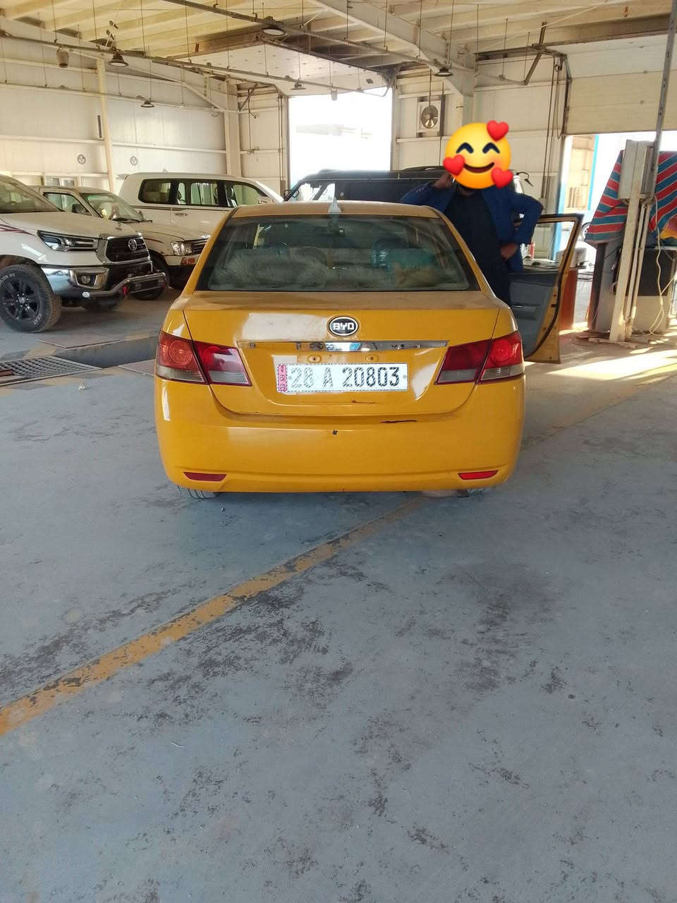 بي واي دي 2013 G3 بصمه فتحة سقف كير ومكينه وحداديه وتخم تاير بالكارتون بسمي رقم الدولي الجديد مصفره هيئه وغرامات هزه جديده السياره جاهزه كبل لشارع ترايك للبصره مصبوغه حزام اثر خياسات السعر 45 وبيها مجال مكاني بابل رقم التلفون ***********/***********
