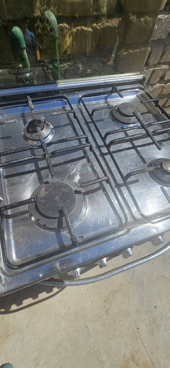 طباخ للبيع السعر ١٠٠ بي مجال النجف حي النصر الله شاهد ولاداخل تصليح ولا ادامه وشغال العيون كلها والفرن والشوايه كله شغال وع الفحص ومايصخم هم والله تجي وتفحص


**إذا كنت صاحب هذا الإعلان وتريد حذفه لأي سبب، رجاءا أرسل رسالة إلى الدعم الفني**