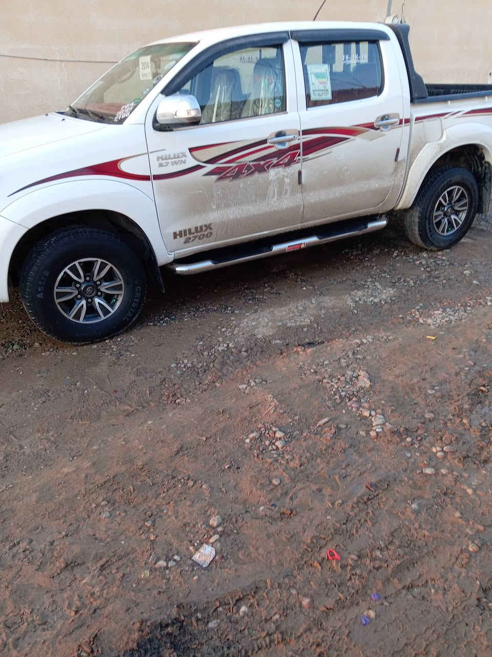 السلام عليكم
يوجد تيوتا هايلوكس موديل 2014 فورويل للبيع مكفوله كفاله عامه رقم اربيل دولي سنويه وهزه جديد شرط تحويل السعر والاستفسار الاتصال ***********
