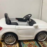 سيارة أطفال • السليمانية